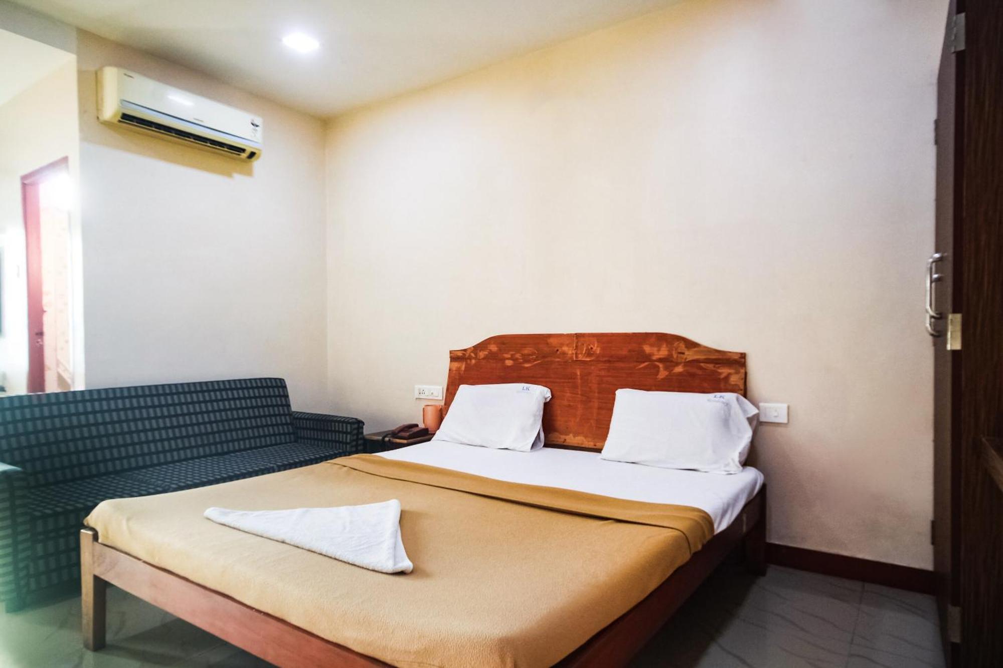 Hotel O Lk Residency Tindivanam Exteriör bild