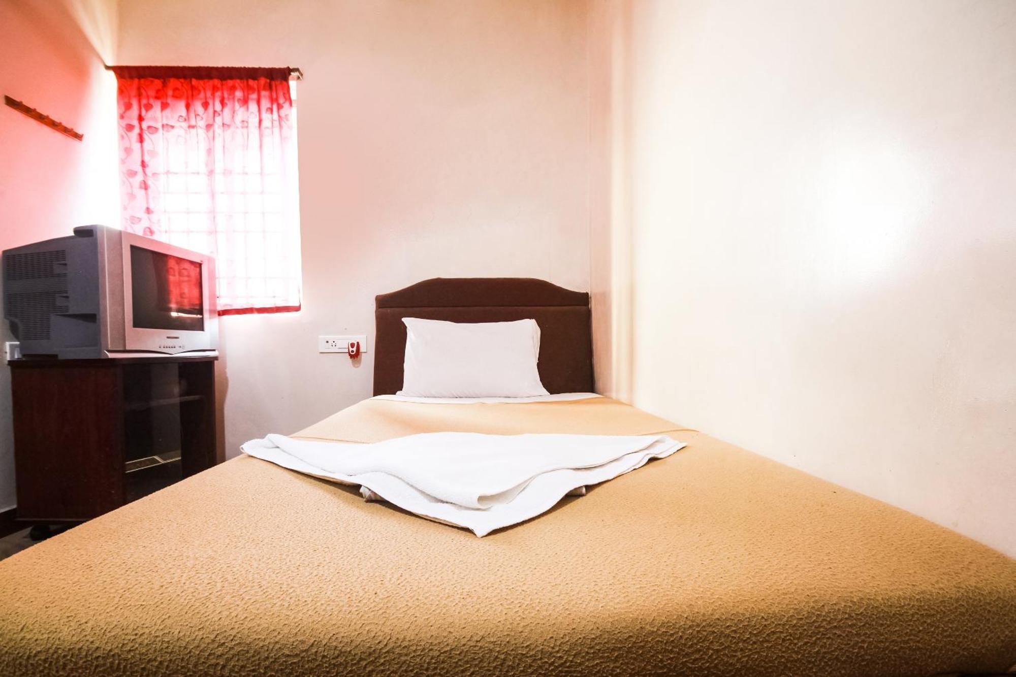 Hotel O Lk Residency Tindivanam Exteriör bild